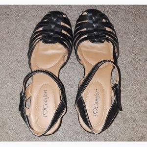 vintage black huarache type shoes